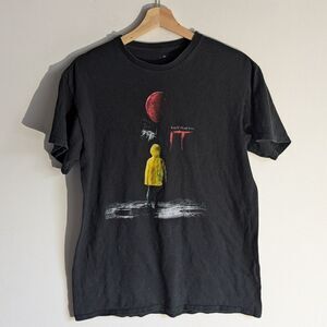IT Pennywise You'll Float Too Graphic Tee Tshirt Men's Size Medium
